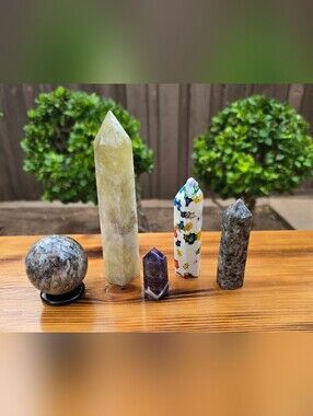 Tower And Sphere Decorative Crystals Bundle